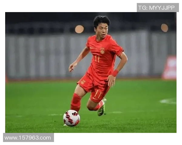 中国男足新星爆发助球队逆转夺冠点燃全国球迷激情热议