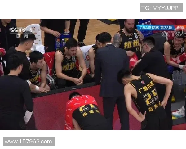 孙铭徽:从青涩球员到篮球场上的闪耀明星之路 孙铭徽:从青涩球员到篮球场上的闪耀明星之路